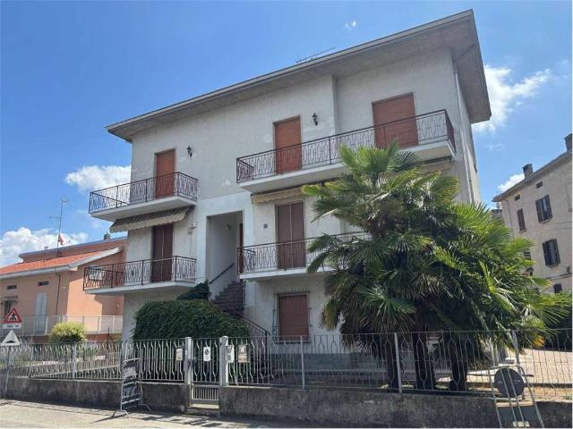 Appartamento in vendita a Soragna, Reggio Emilia