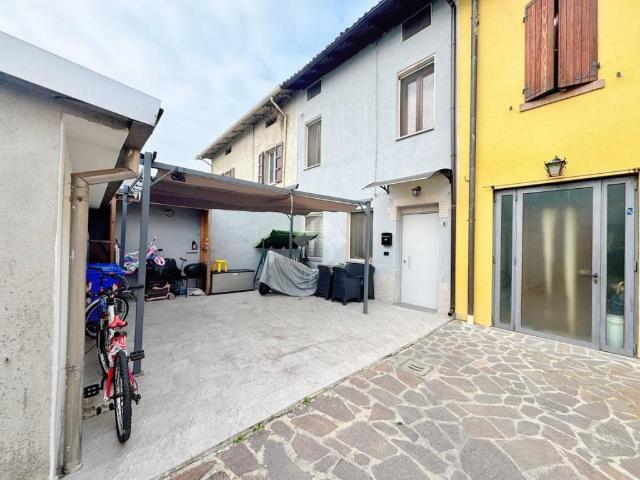Villa Indipendente in vendita a Sorbolo Mezzani, Mezzano Superiore