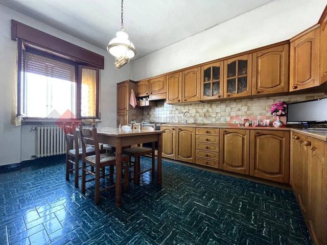 Appartamento in vendita a Sorgà, Veneto