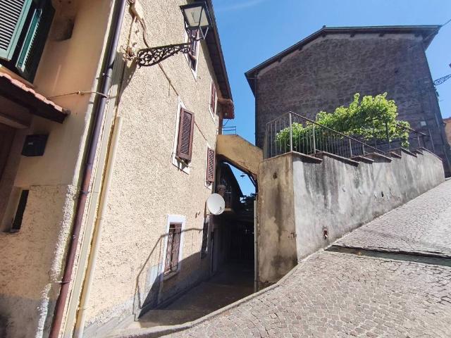 Appartamento in vendita a Soriano Nel Cimino, Lazio