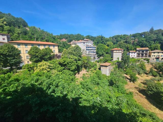 Appartamento in vendita a Soriano Nel Cimino, Lazio