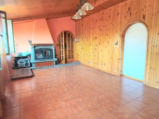 Appartamento in vendita a Soriano Nel Cimino, Lazio