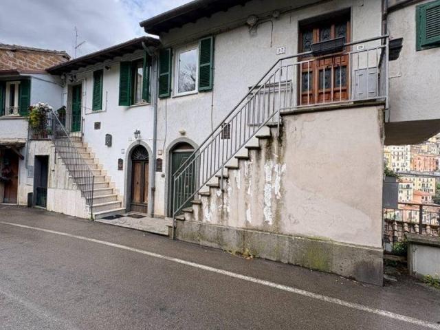 Appartamento in vendita a Soriano Nel Cimino, Lazio