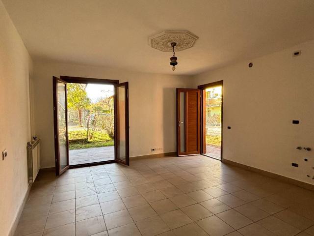 Appartamento in vendita a Sorico, Lombardia