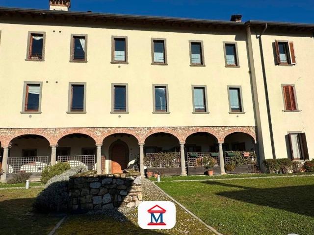 Appartamento in vendita a Azzonica, Sorisole