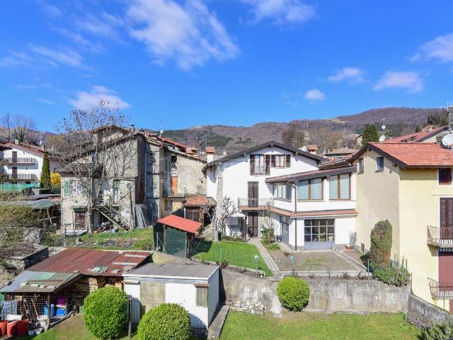 Appartamento in vendita a Sormano, Lombardia