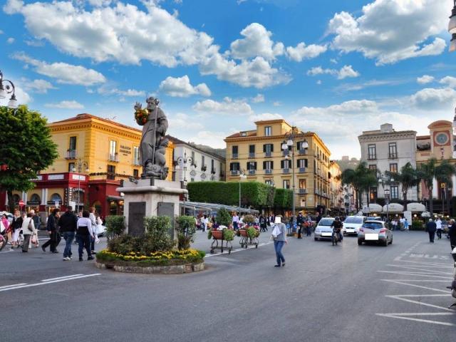 Appartamento in vendita a Santa Lucia, Sorrento