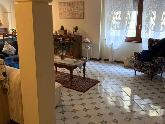 Appartamento in vendita a Sorrento, Campania