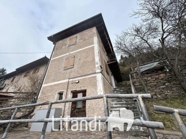 Villa Indipendente in vendita a Comunità della Valle di Cembra, Sover