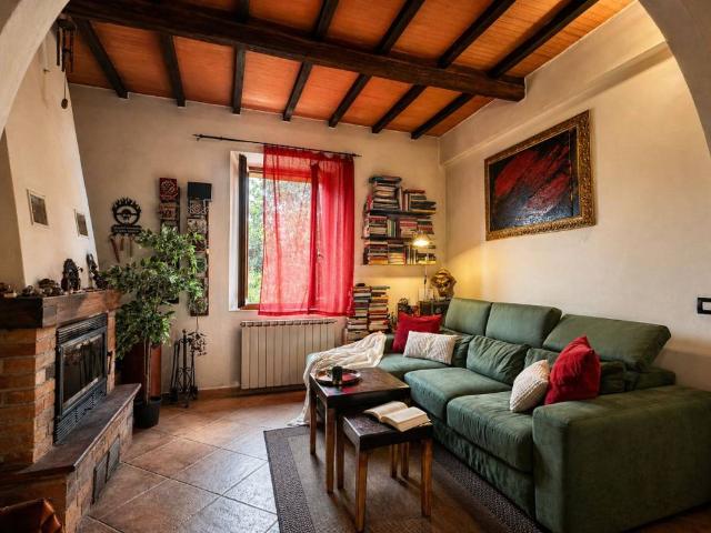 Appartamento in vendita a Sovicille, Toscana