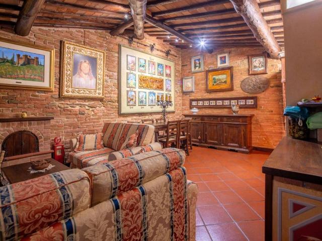 Appartamento in vendita a Sovicille, Toscana