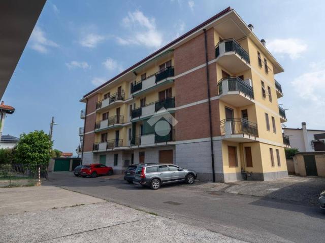 Appartamento in vendita a Sovico, Lombardia