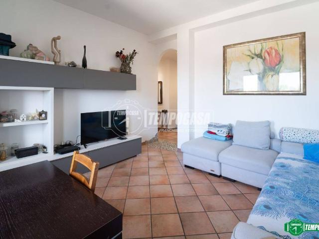 Appartamento in vendita a Sovico, Lombardia