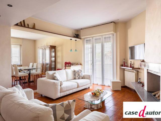 Appartamento in vendita a Sovico, Lombardia