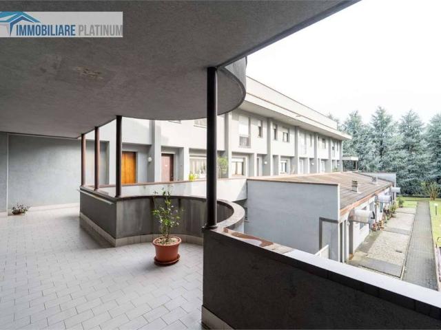 Appartamento in vendita a Sovico, Lombardia