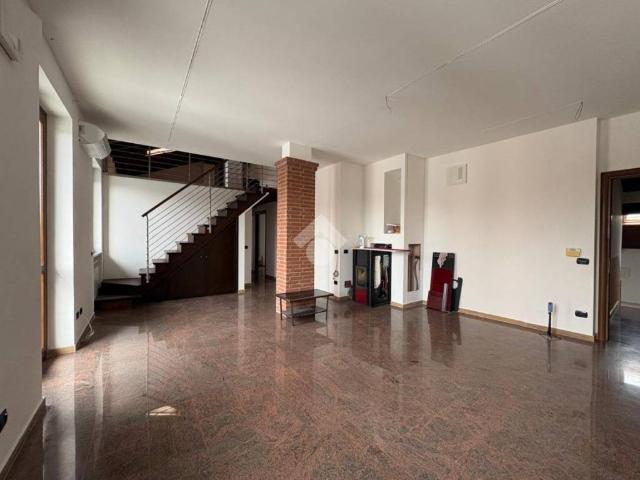 Appartamento in vendita a Piemonte, Novara