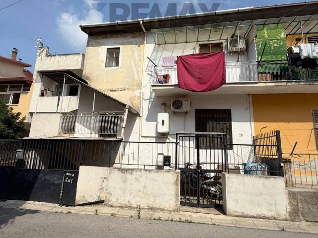 Appartamento in vendita a Sparanise, Campania