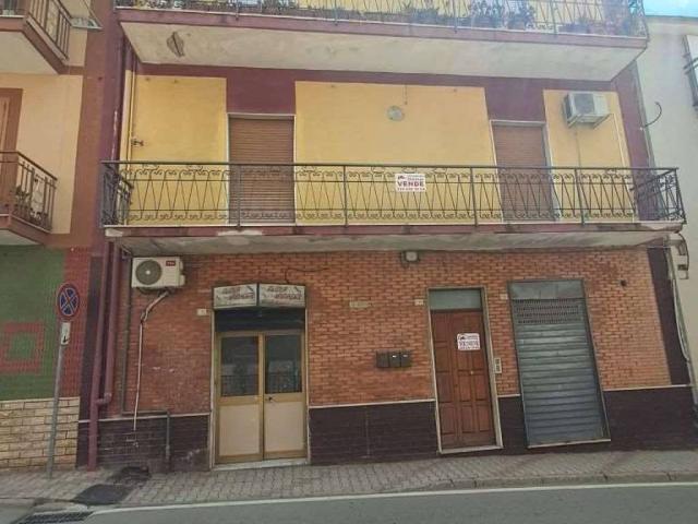Appartamento in vendita a Sparanise, Campania
