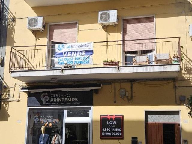 Appartamento in vendita a Sparanise, Campania