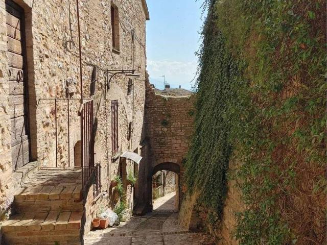 Appartamento in vendita a Spello, Umbria