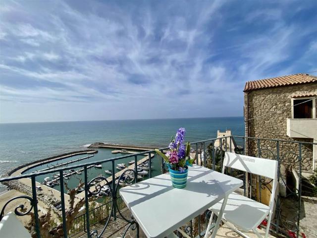 Appartamento in vendita a Sperlonga, Lazio