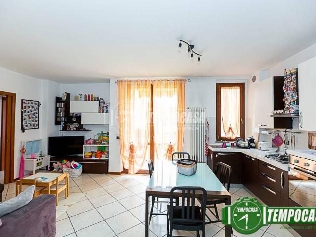 Appartamento in vendita a Spino d’Adda, Spino D'adda