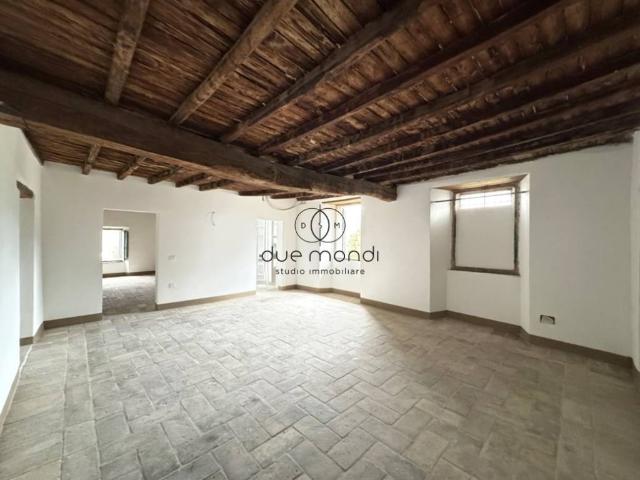 Appartamento in vendita a Spoleto, Umbria