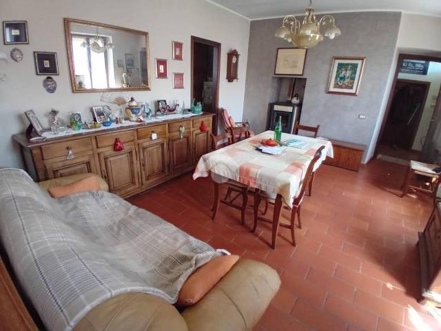 Appartamento in vendita a Spoleto, Umbria
