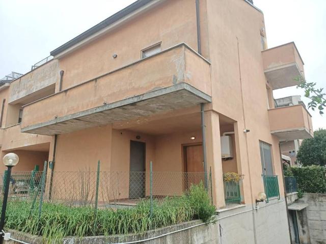 Appartamento in vendita a San Venanzo, Spoleto
