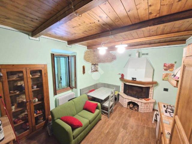Appartamento in vendita a San Nicolò, Spoleto