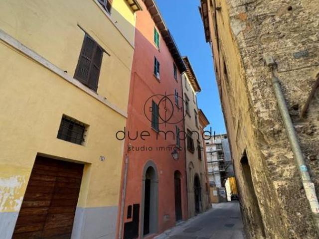 Appartamento in vendita a Spoleto, Perugia