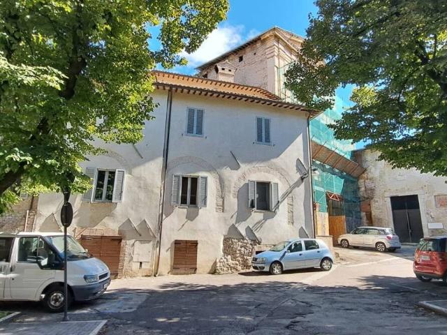 Appartamento in vendita a Spoleto, Umbria