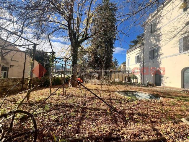Appartamento in vendita a Spoleto, Umbria