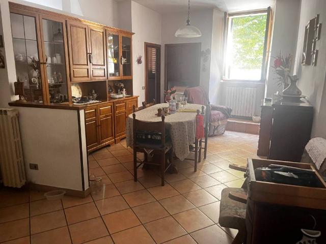 Appartamento in vendita a Spoleto, Umbria