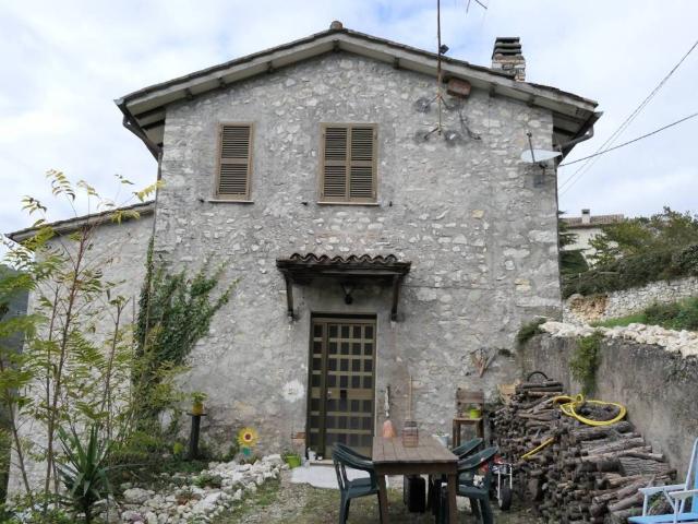 Appartamento in vendita a Spoleto, Perugia