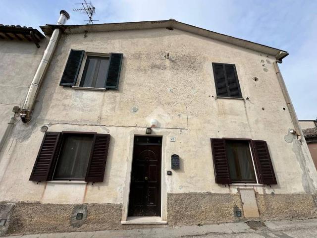 Appartamento in vendita a Spoleto, Umbria