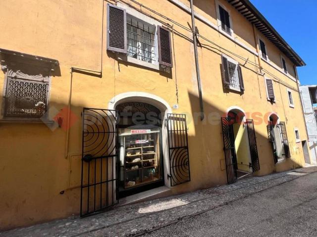 Appartamento in vendita a Spoleto, Umbria