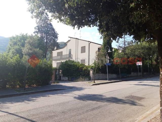 Appartamento in vendita a Spoleto, Umbria