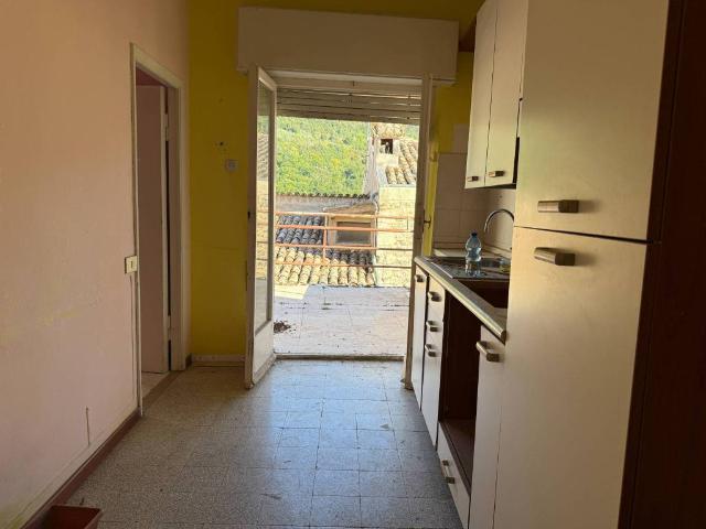 Appartamento in vendita a Spoleto, Perugia