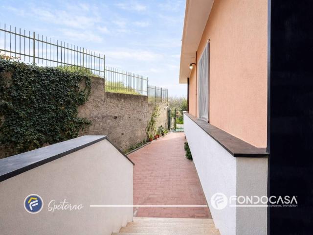 Appartamento in vendita a Spotorno, Liguria