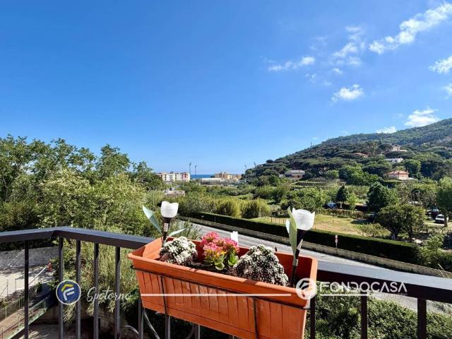 Appartamento in vendita a Spotorno, Liguria