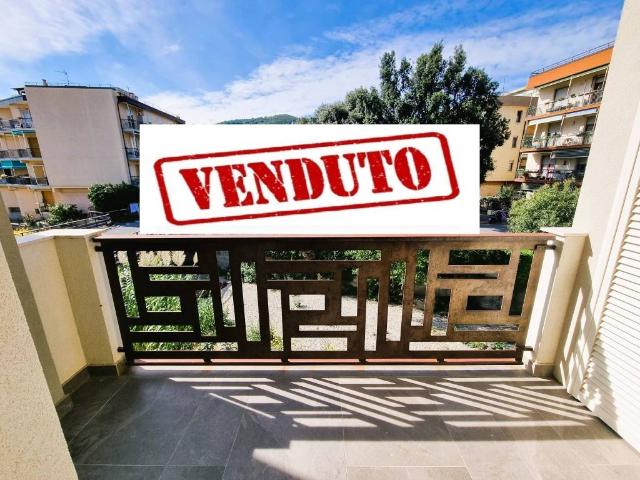 Appartamento in vendita a Spotorno, Liguria