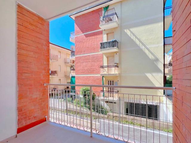 Appartamento in vendita a Spotorno, Liguria
