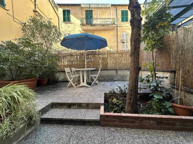 Appartamento in vendita a Spotorno, Liguria