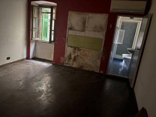 Appartamento in vendita a Spotorno, Liguria