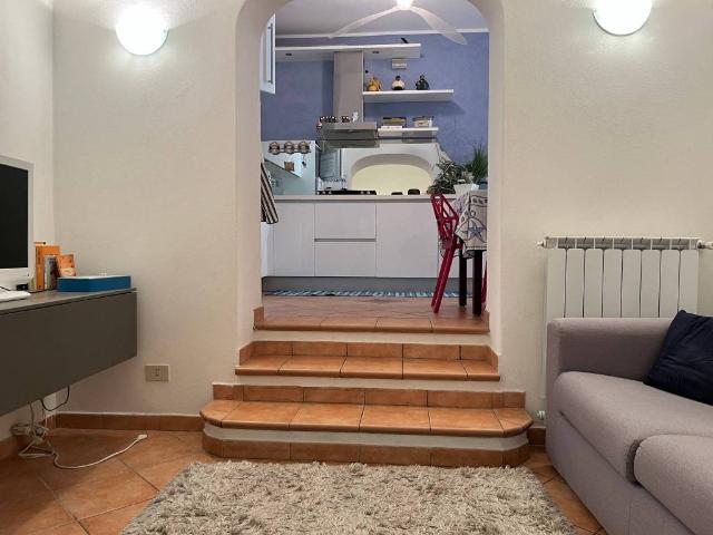 Appartamento in vendita a Spotorno, Liguria