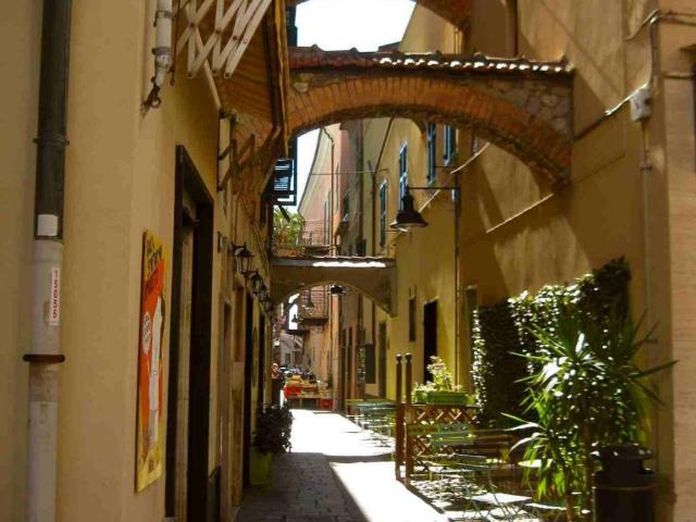 Appartamento in vendita a Spotorno, Liguria
