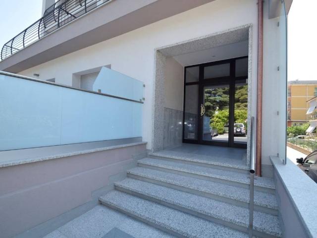 Appartamento in vendita a Spotorno, Liguria
