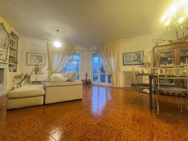Appartamento in vendita a Collesalvetti, Livorno