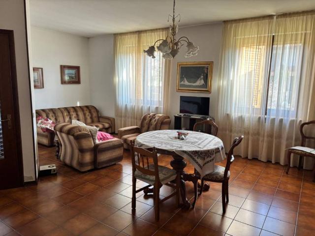 Appartamento in vendita a Stagno Lombardo, Lombardia
